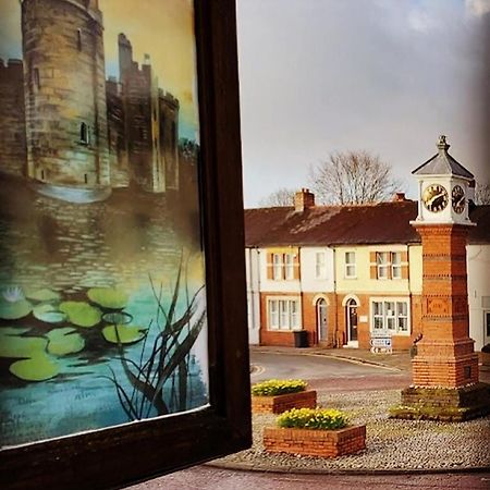 The Castle Inn أوسك المظهر الخارجي الصورة